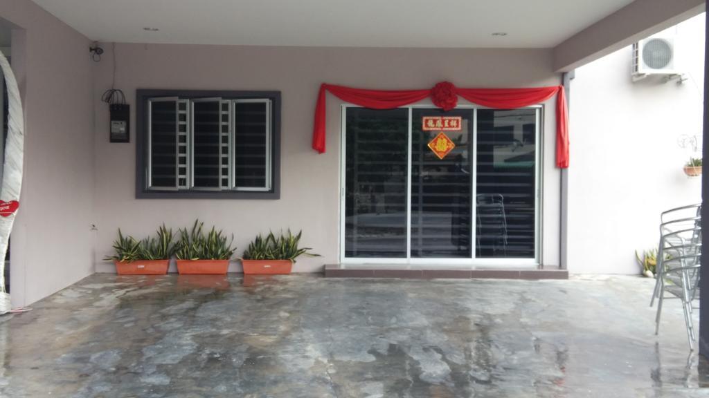 Bercham Vacation House Ipoh Room photo